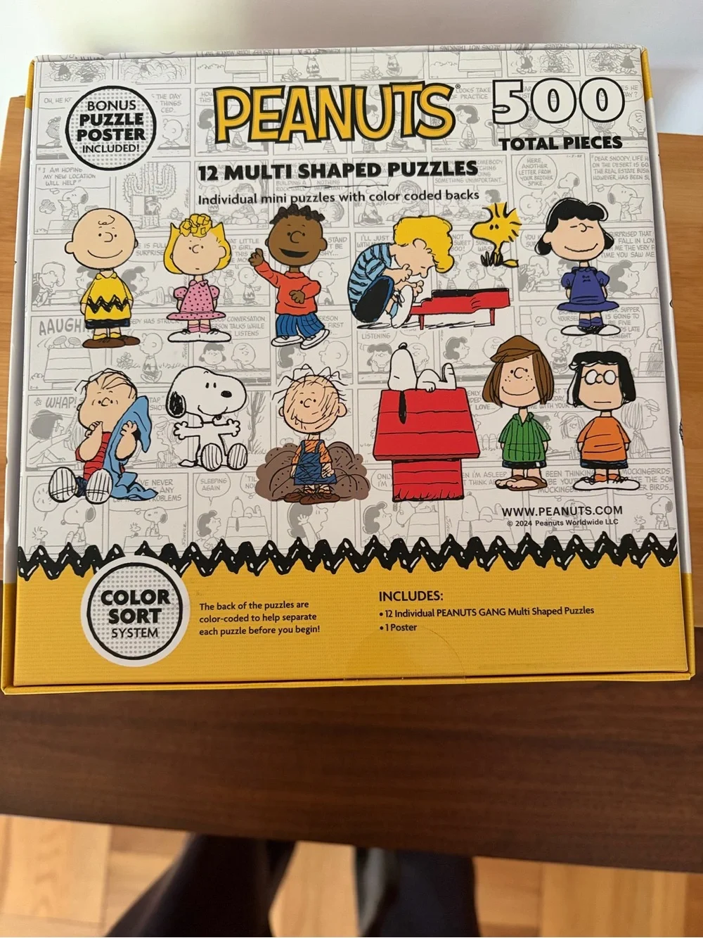 NEW Peanuts Snoopy 500-Piece Puzzle 12-Multi Shaped Puzzles Charlie Brown & Gang